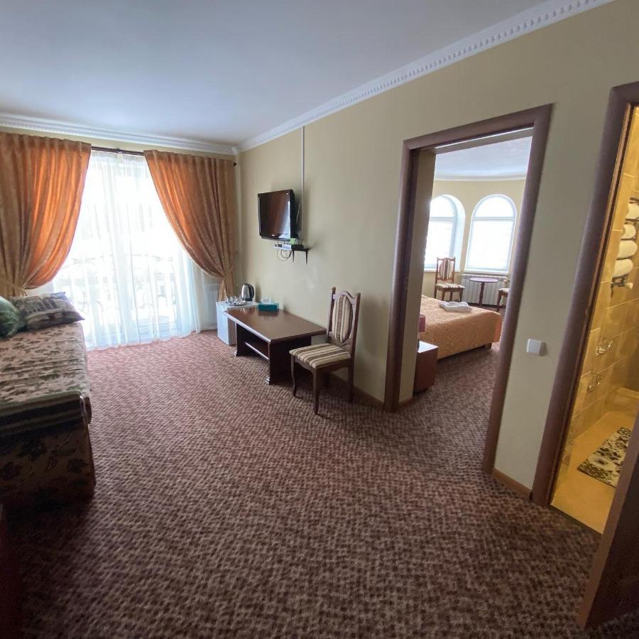 Hotel Three Korony Skhidnytsia Luaran gambar