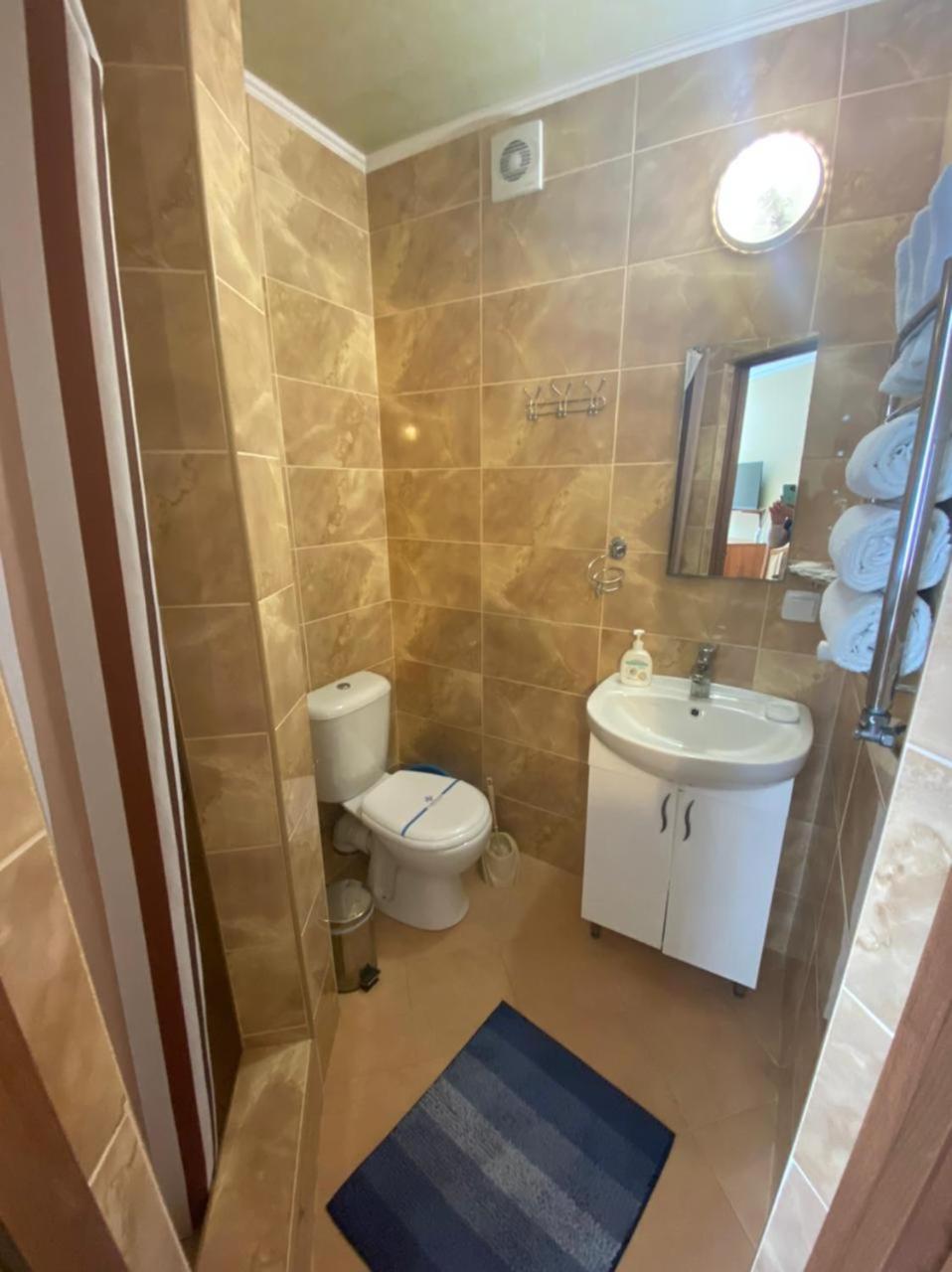 Hotel Three Korony Skhidnytsia Luaran gambar